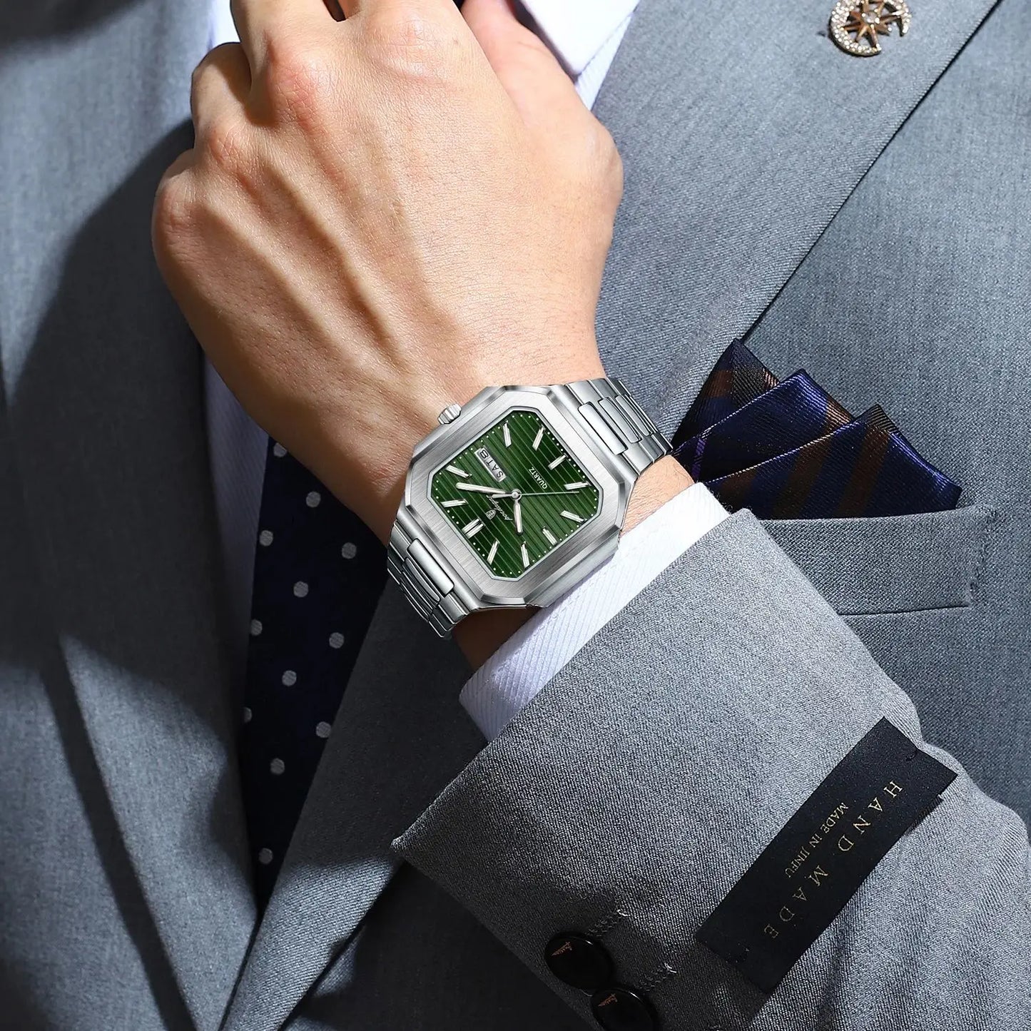 Square Stainless Steel Watch – Luminous Numberless Dial with Hidden Clasp